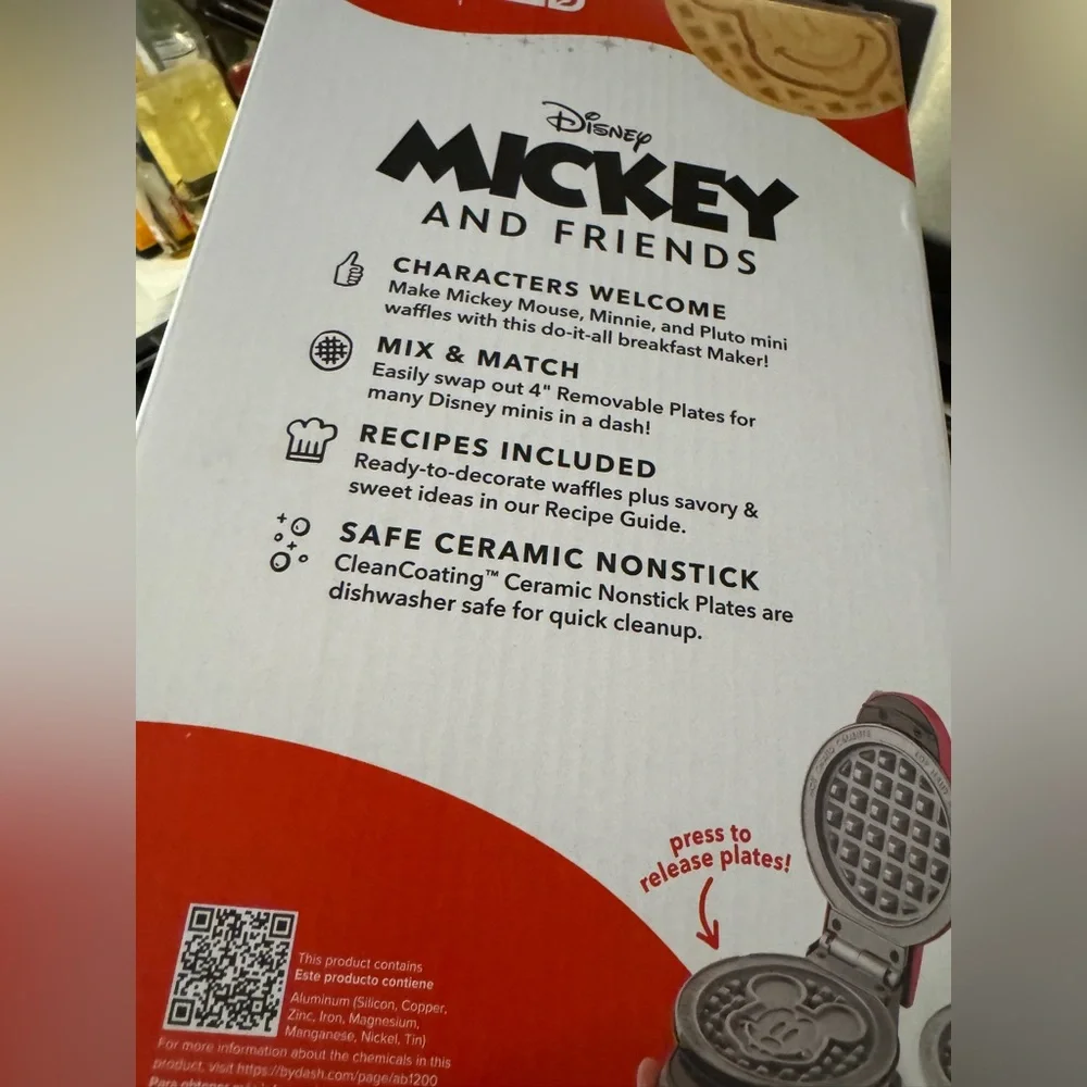 Brand new in box Disney Dash Mickey & Friends Mini waffle Maker System - Picture 7 of 11